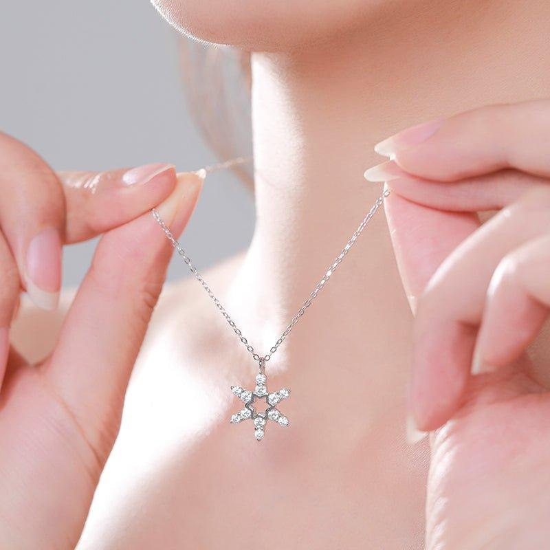 Crystal Snowflake Necklace - Diamoray