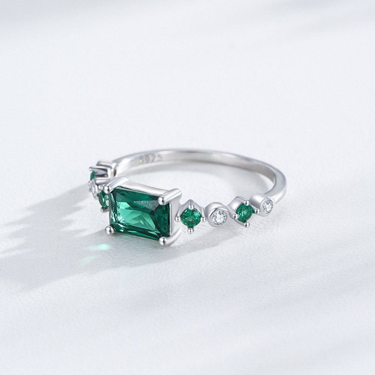 Enchanted Jade Ring - Diamoray