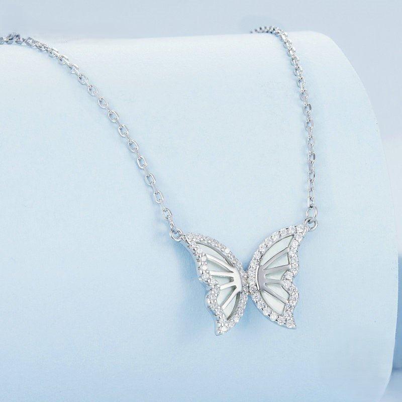 Eternal Wings Necklace - Diamoray