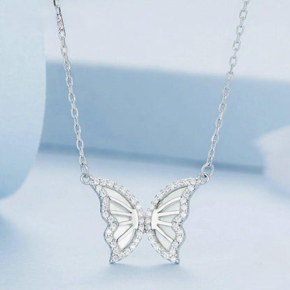 Eternal Wings Necklace - Diamoray