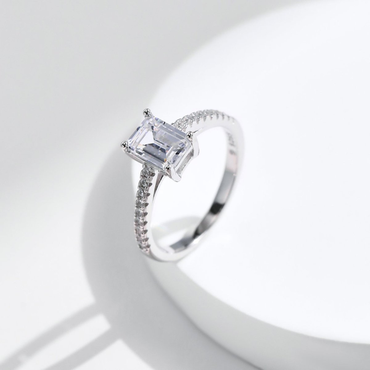 Heavenly Sparkle Ring - Diamoray