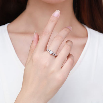 Majestic Heartbeat Ring - Diamoray