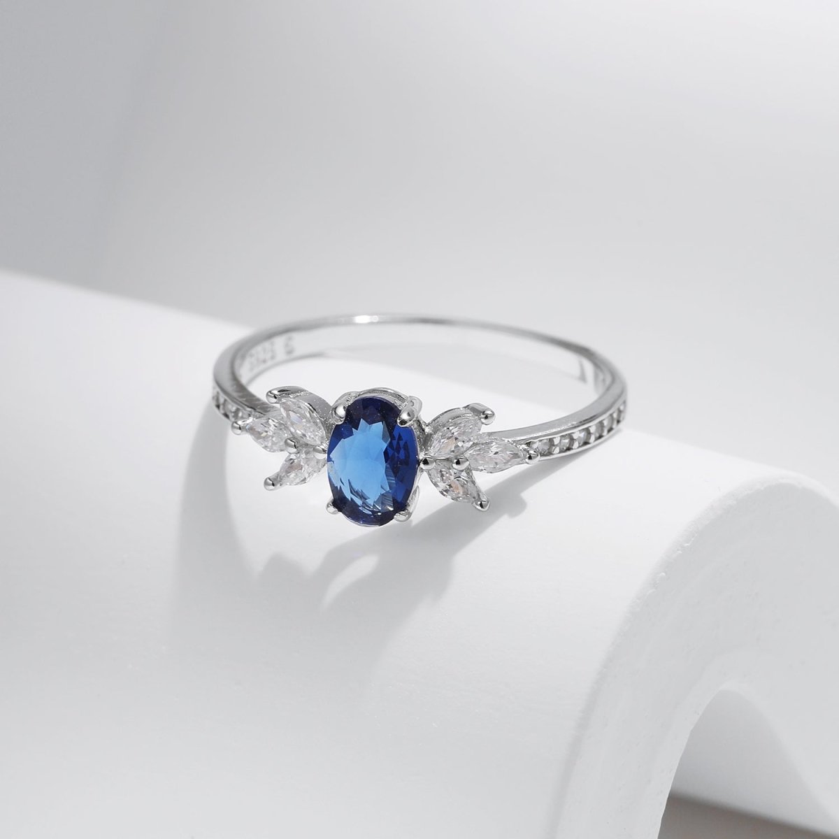 Sapphire Serenade Ring - Diamoray