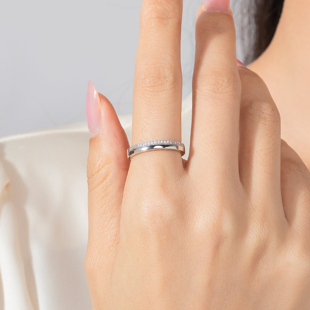 Sophisticated Silver Ring - Diamoray