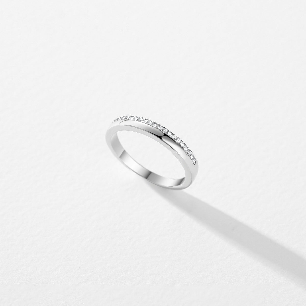 Sophisticated Silver Ring - Diamoray