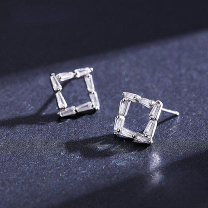 Timeless Refinement Earrings - Diamoray